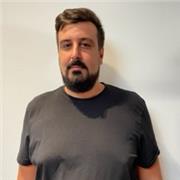 Offro lezioni private dei principali programmi di grafica insegnando le best practies per padroneggiare questi fantastici software e ed entrare nel dinamico mondo de graphic design.